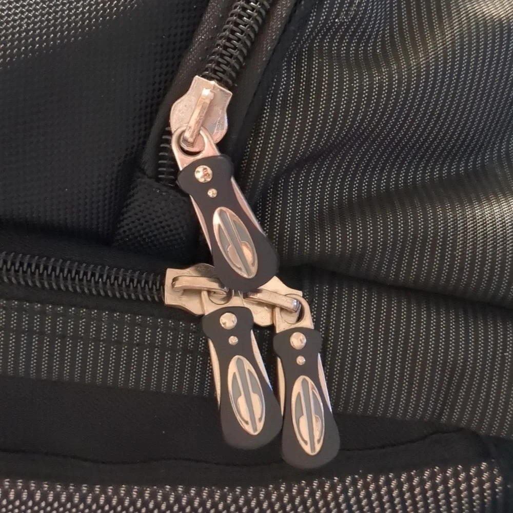 Mormaii back pack/laptop bag /bookbag